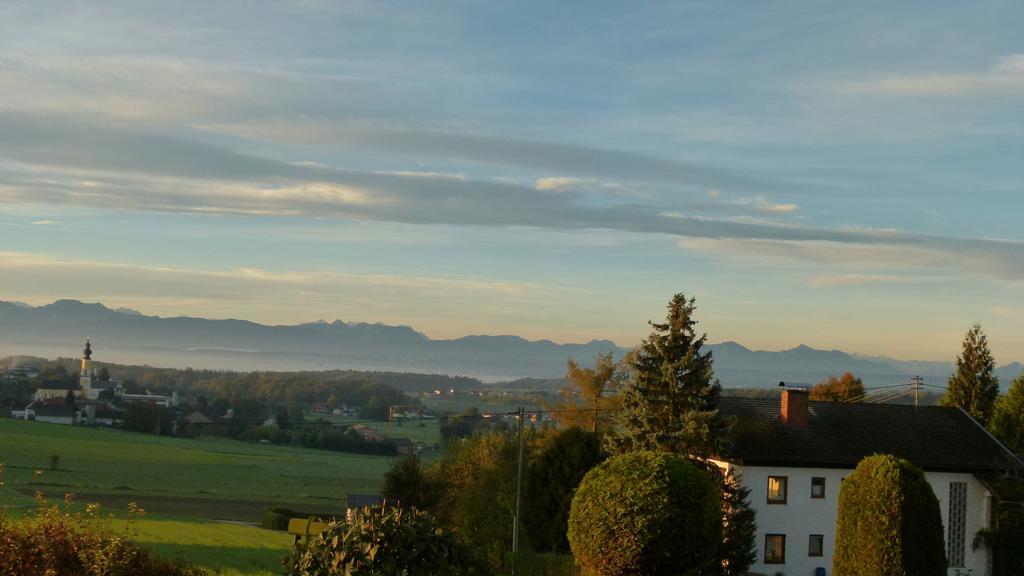 Landgasthof Entenwirt Tarsdorf Exterior photo